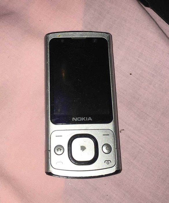 Мобільний телефон Nokia 6700s (слайдер) (замовлений)