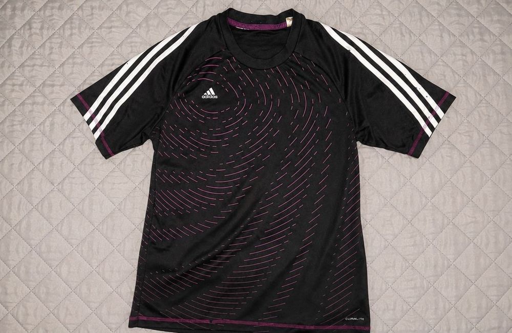 футболка adidas жіноча р.46