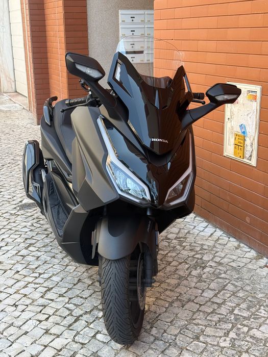 Honda Forza 350cc