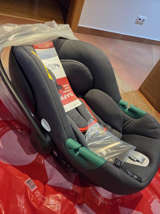 Cadeira Automóvel Cybex ATON B2 I -SIZE 0+