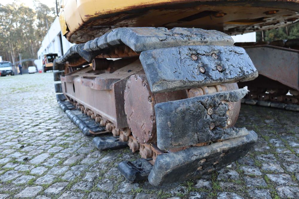 2007 Komatsu PC138US-8 Escavadora Giratória de Rastos