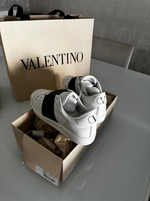 2 tenis valentino