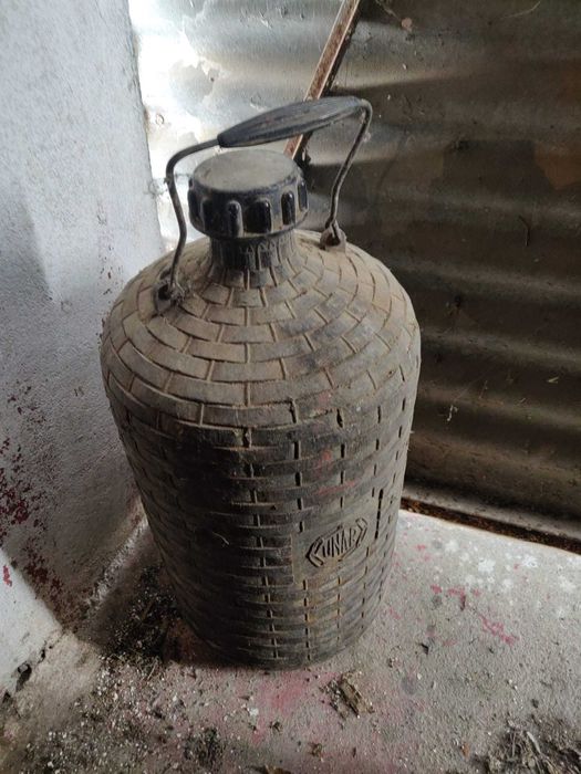 Bidon antigo de plástico