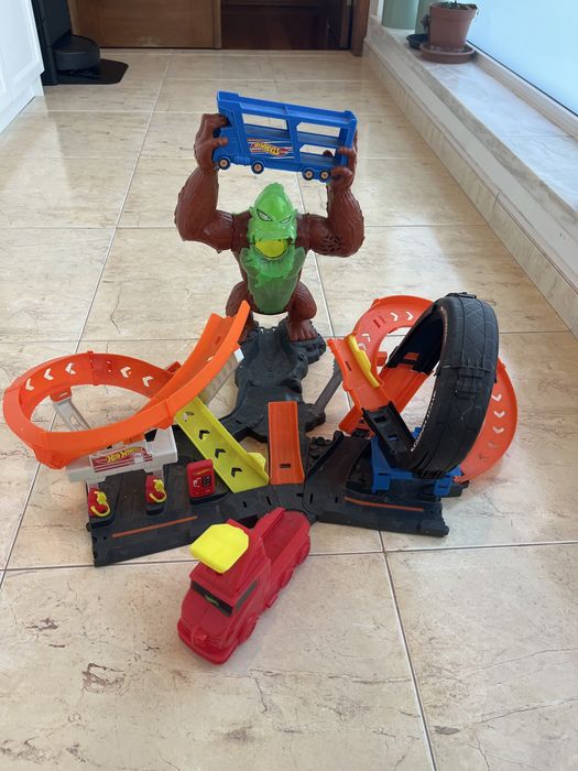 Hot Wheels Toxic Gorilla