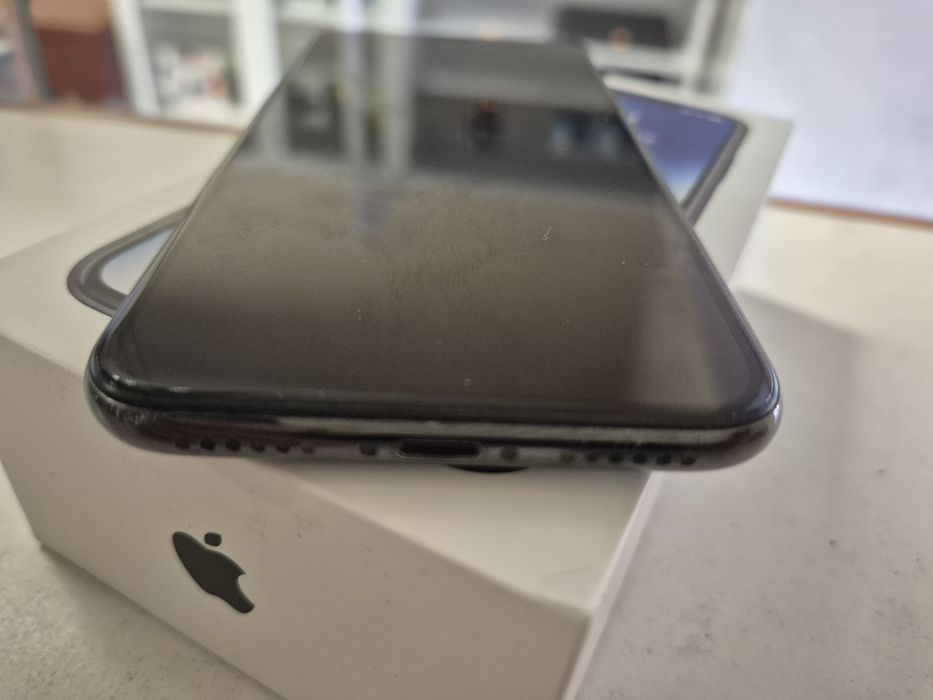 iPhone X 64GB ładny 100% sprawny Gwarancja od firmy