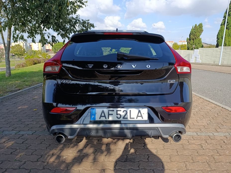 Volvo V40 D2 2.0 R-Design + Barras tejadilho + Gancho reboque — photo 5