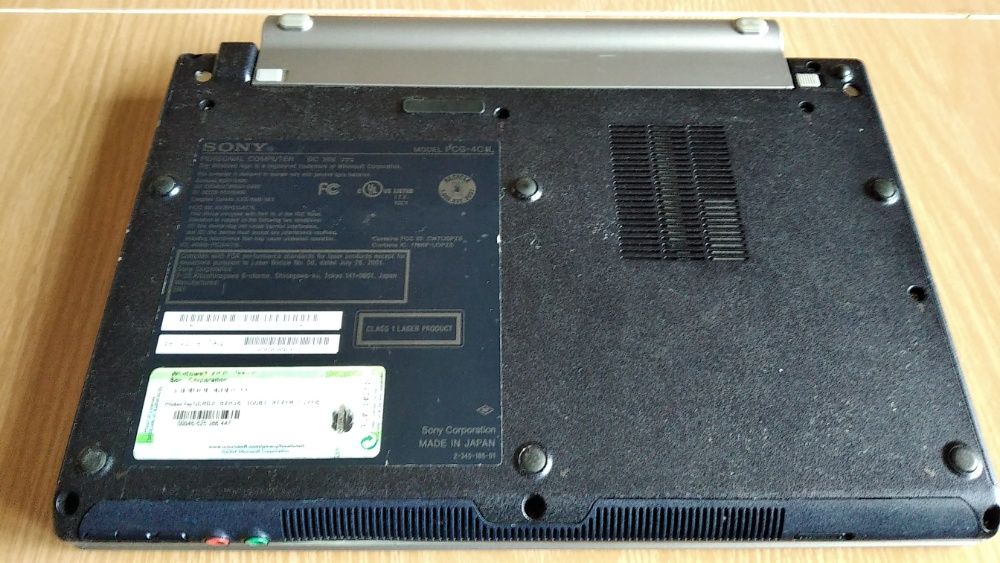 Нетбук Sony Vaio - PCG-4C1L + мышка; 10,6"; 20*27cм, made in Japan.