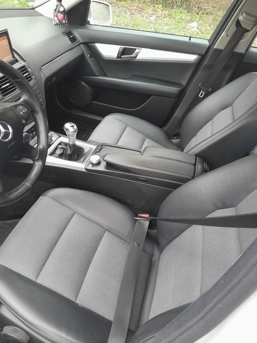 Mercedes c350 cdi w204 manual !!