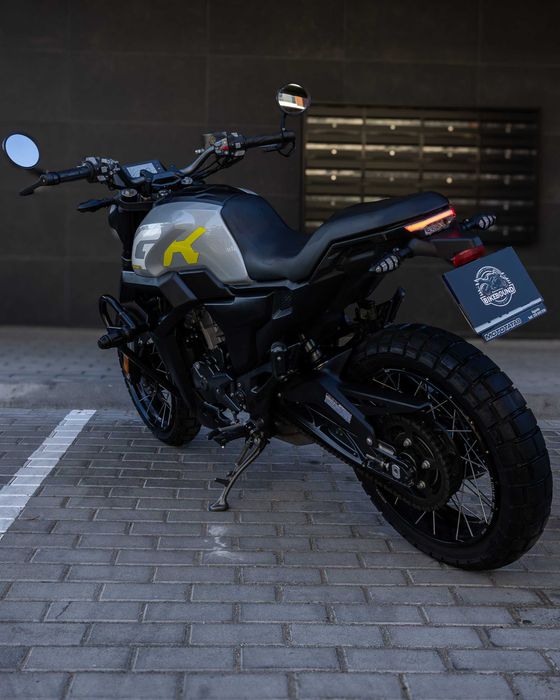 ZONTES GK125! Como Nova!
