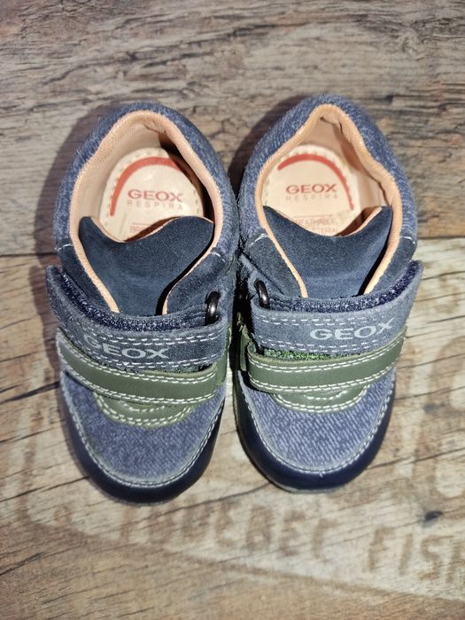 Buty buciki firmy Geox. Rozmiar 20