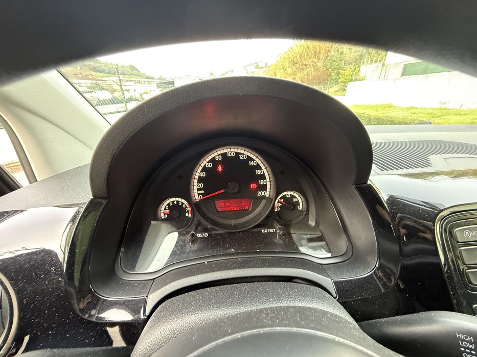 VW UP 1.0 2014 nacional