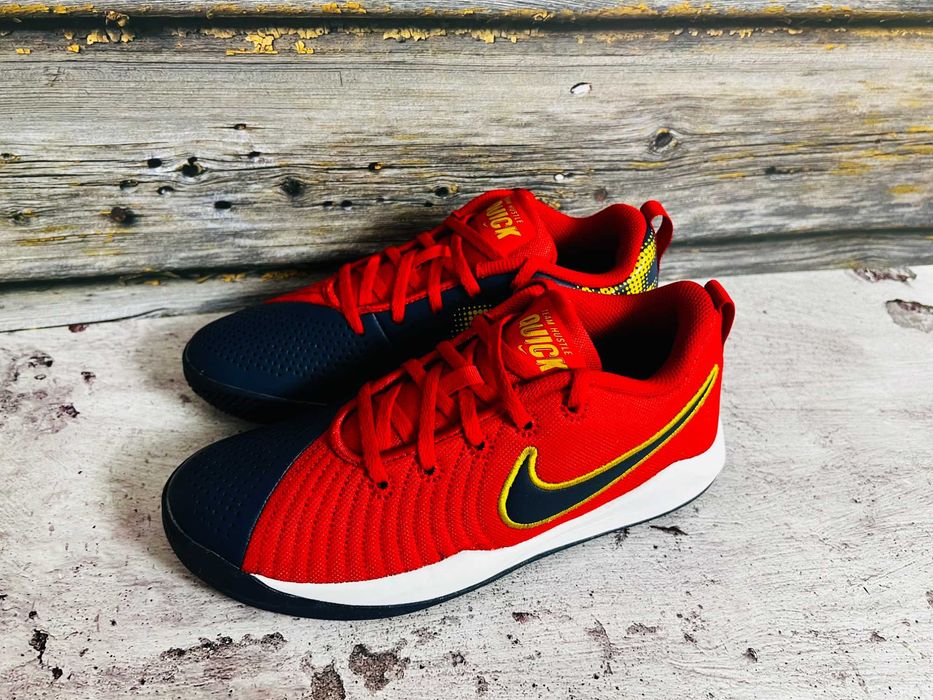 Nike hustle quick deals
