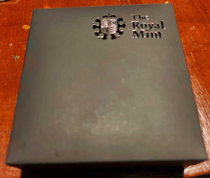 Moeda 5 Pounds "Restoration of the Monarchy" Prata -Edição Limitada