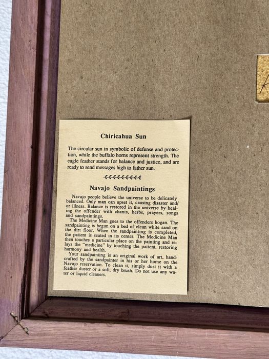 Duas Pinturas de areia navajaro.