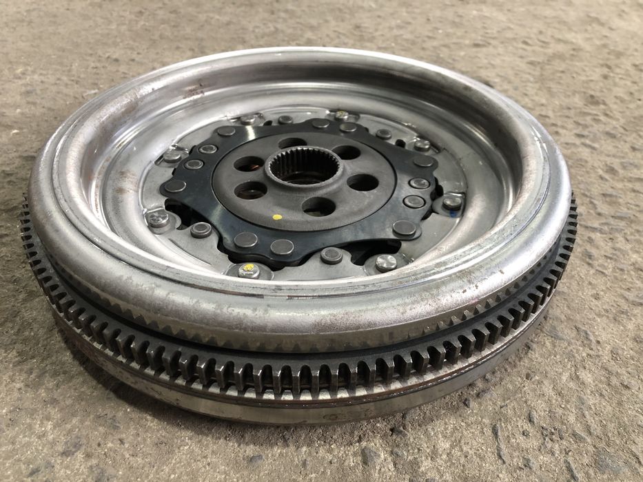 маховик passat b6 демфер автомат DSG 6 пассат b6 b7 cc a5 touran jetta