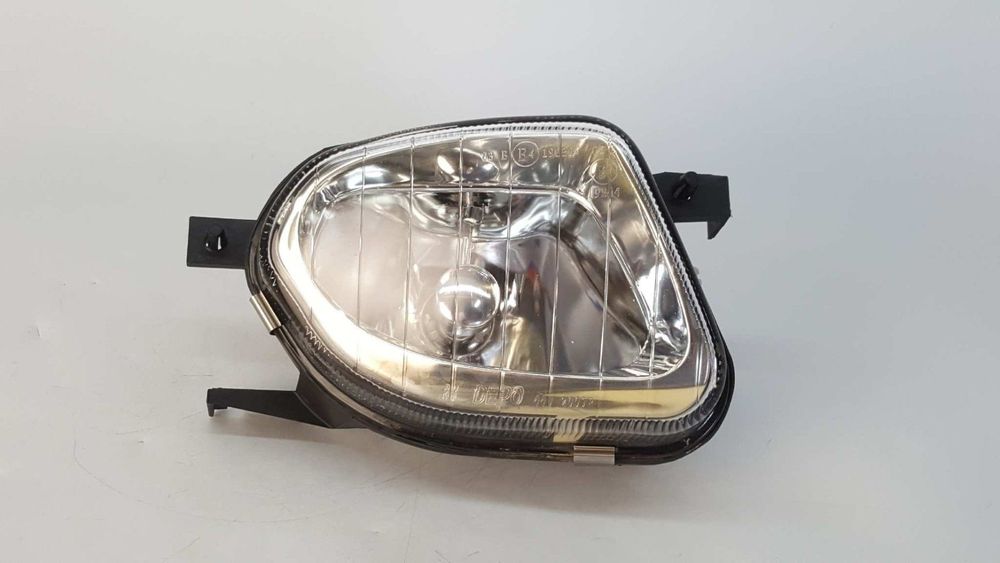 FAROL DE NEVOEIRO DIREITO MERCEDES CLASE E (W211) BERLINA E 270 CDI (211.016)