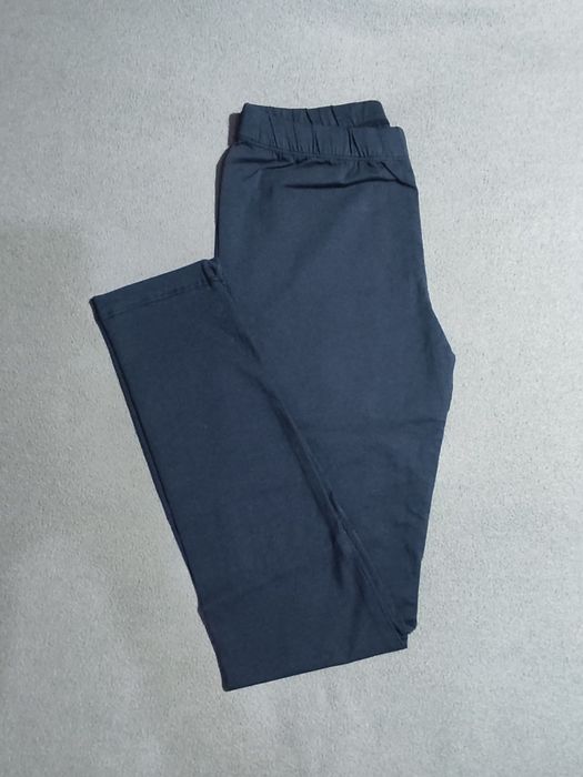 Leggings                                            .