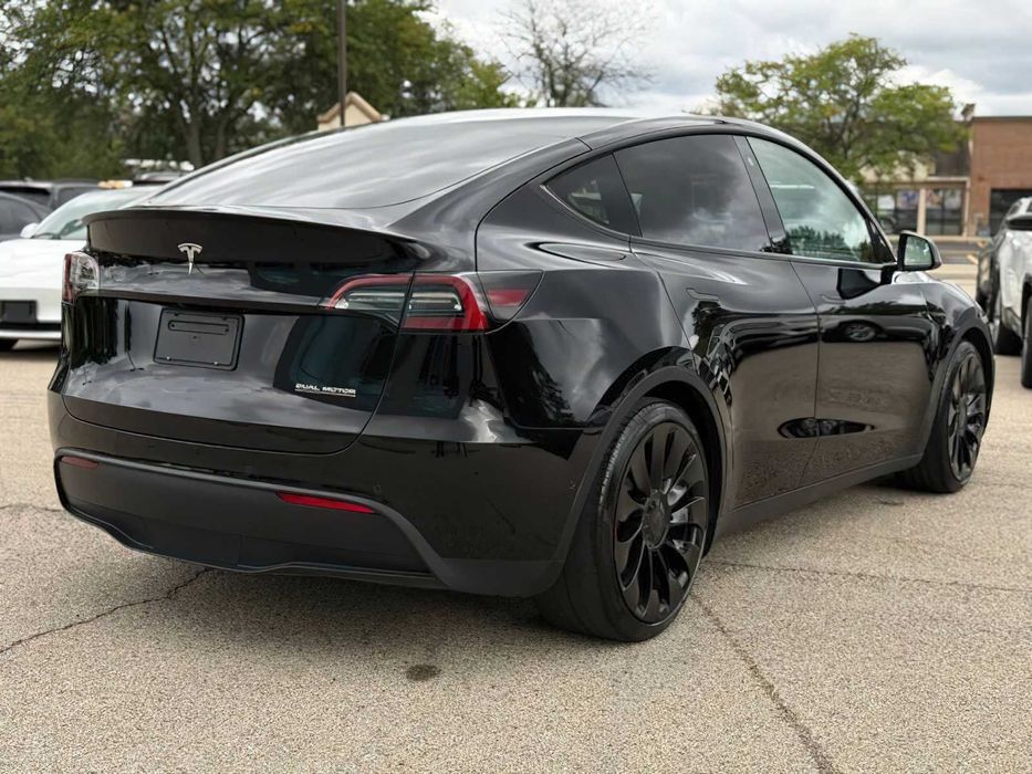 Tesla Model Y Performance      2022