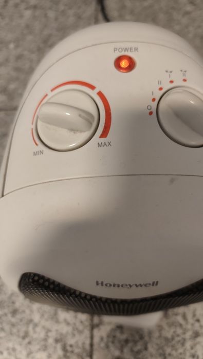 Aquecedor branco pouco usado