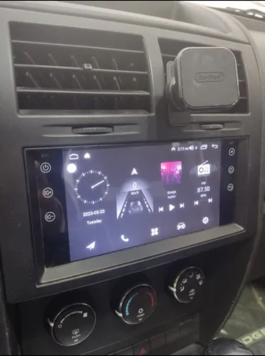 Rádio Android 14 com GPS Jeep Wrangler, Cherokee, Compass (Artigo Novo