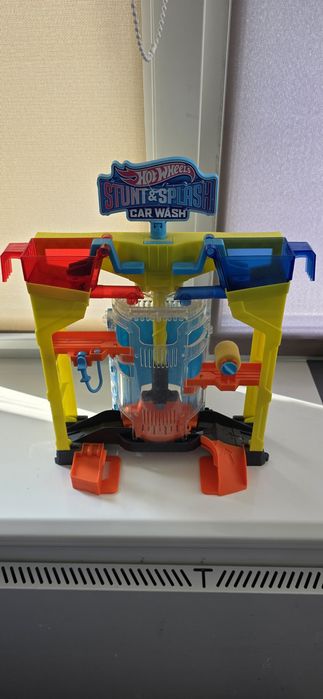 Набори Hot Wheels акула, автомийка