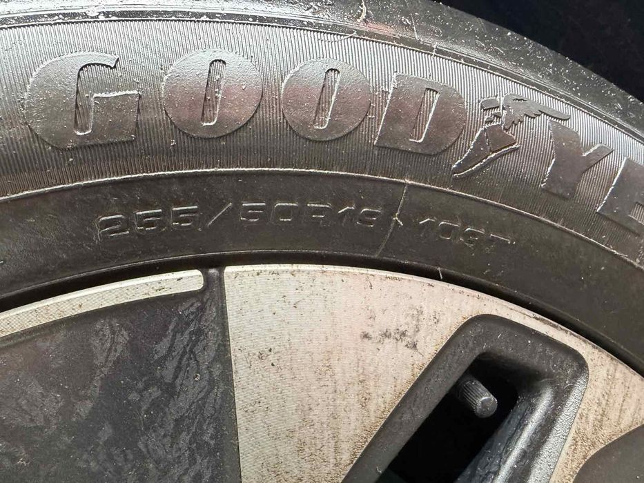 GOODYEAR резина разноширокая ID-4 летняя