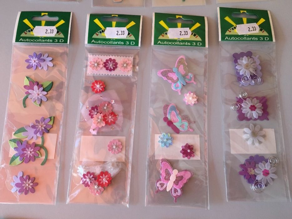 Autocolantes 3D - L'Univers de Piwi