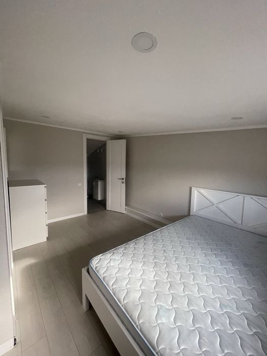 Дворівнева 3 кім квартира,Продається.