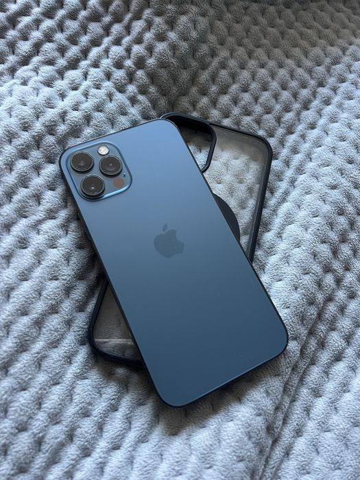 iPhone 12 pro 256гб