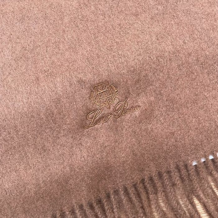 Echarpe “ Loro Piana “