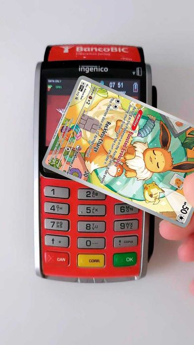 Eevee Pokémon - Credit Card Skin