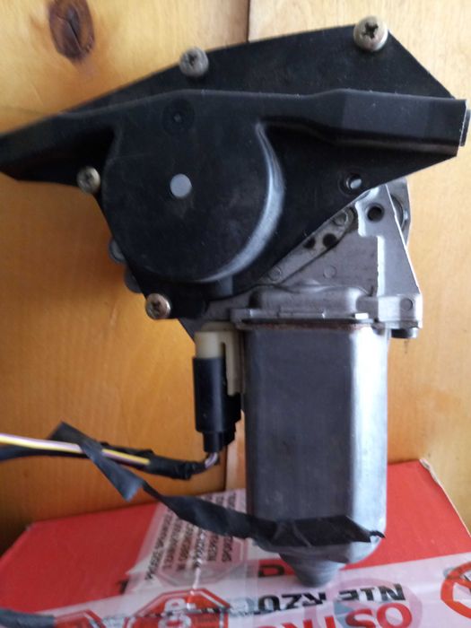 Części do pojazdów. Urzywane.