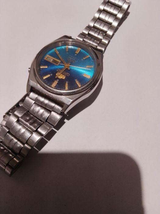 Продам часы Восток.