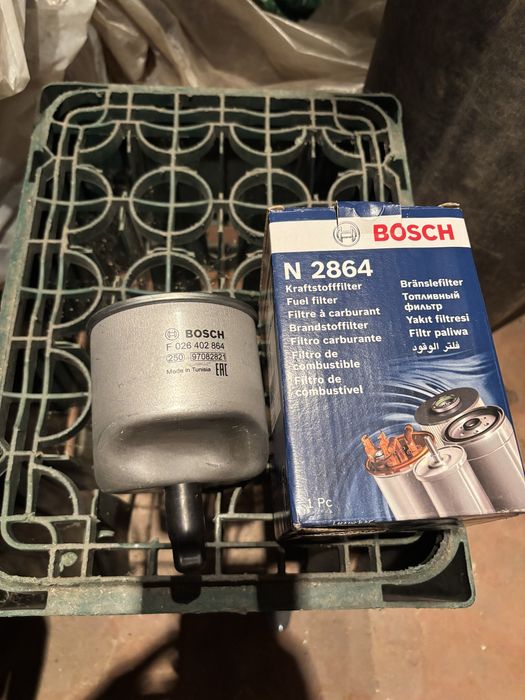 Продама паливний фільтр Bosch F026402864