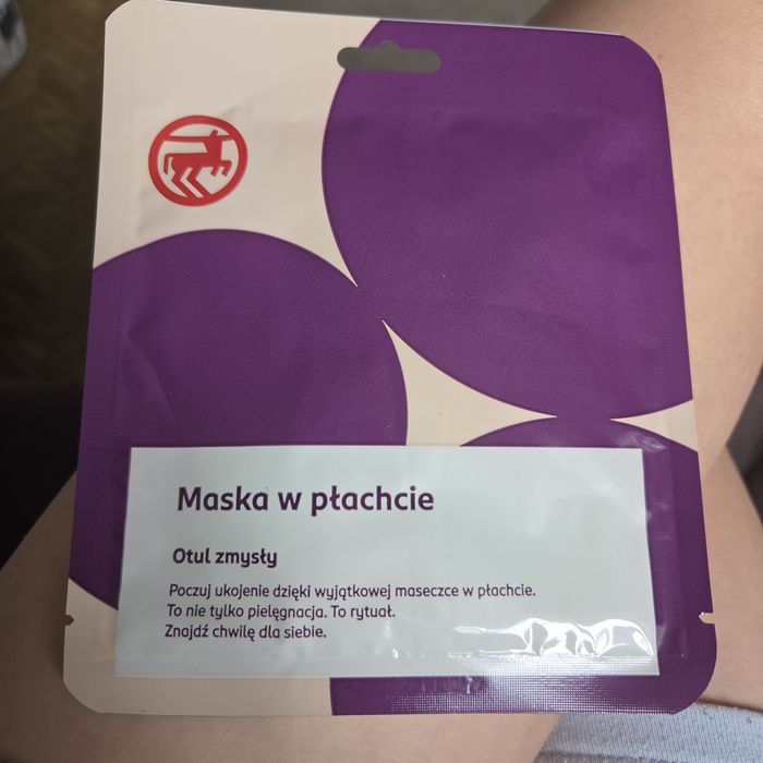 Błyszczyk Rossmanna maseczka gratis