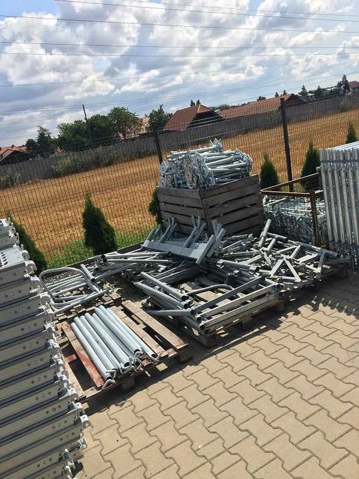 Zestaw rusztowania elewacyjnego typ Pletac 8,5x21m Rusztowanie 179m2