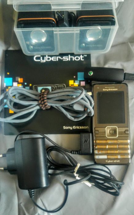 Sony Ericsson K 770i + dużo  akcesoriów