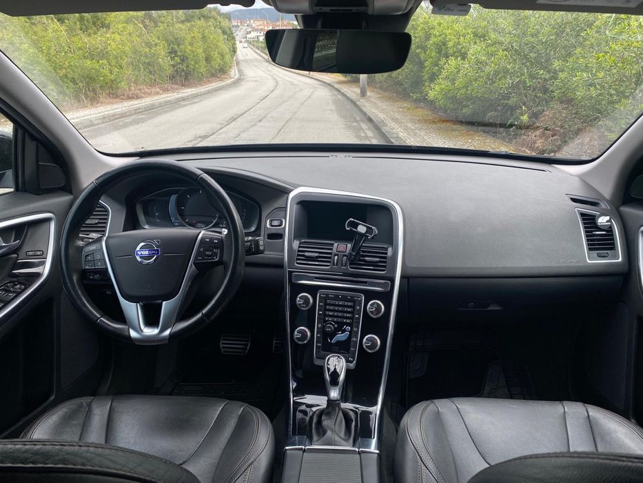 Volvo XC60 D4 2.0 Dynamic Auto Nacional