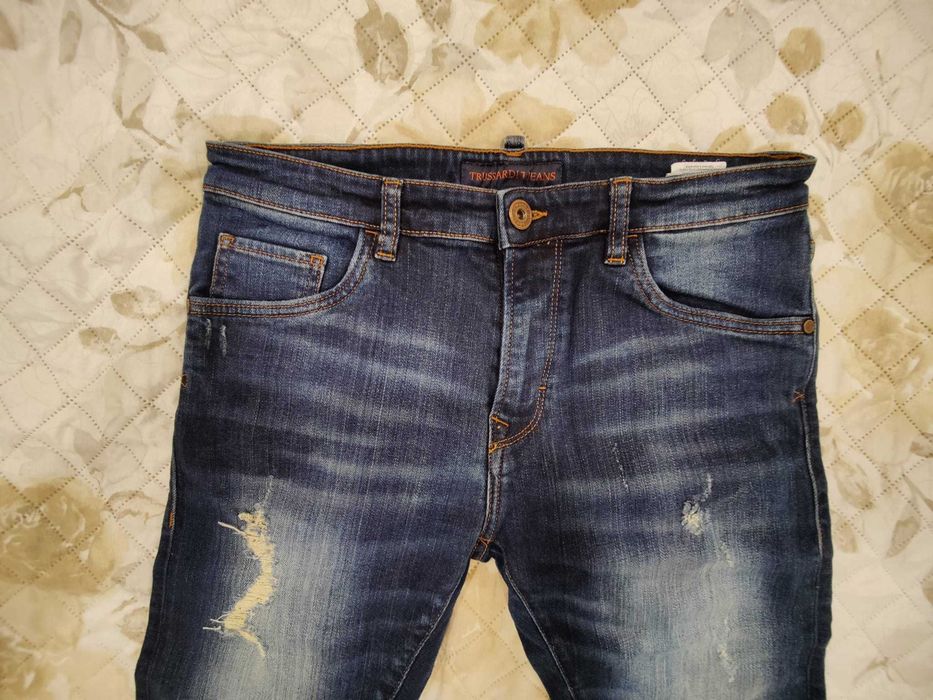 Calças Trussardi Jeans tam. 33/43 como novas, pvp 189€