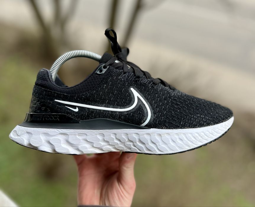 Nike React Infinity Run Flyknit 3 DD3024-001 42р