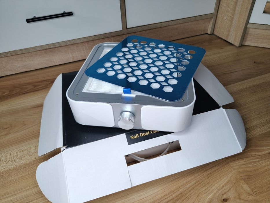 Pochłaniacz pyłu do paznokci / manicure .  Filtry