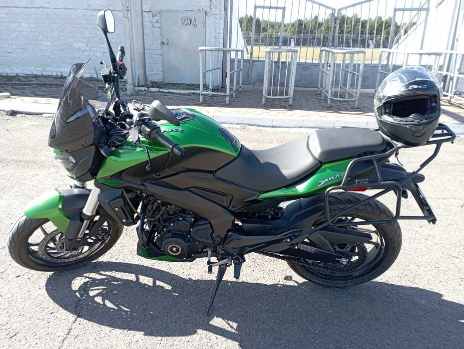 мотоцикл Bajaj Dominar D400 2020