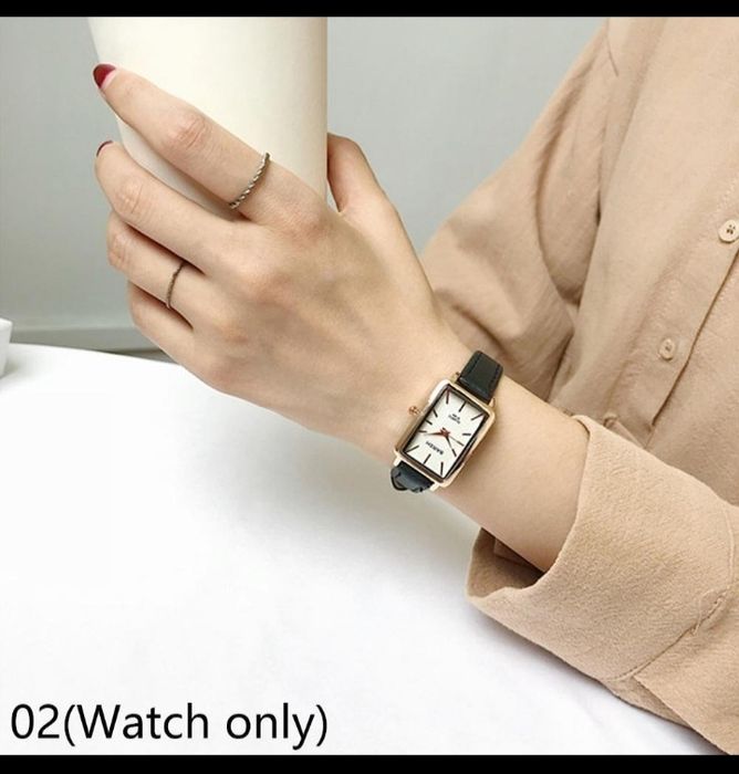 Часы ретро, наручные, элегантные