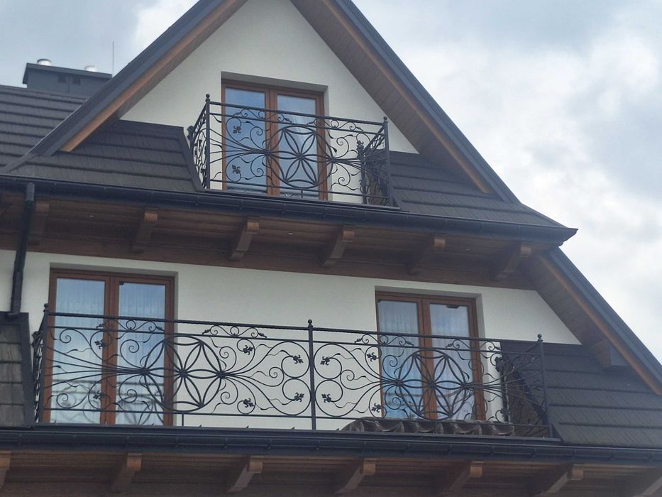 Balustrady kute - zewnętrzne i wewnętrzne