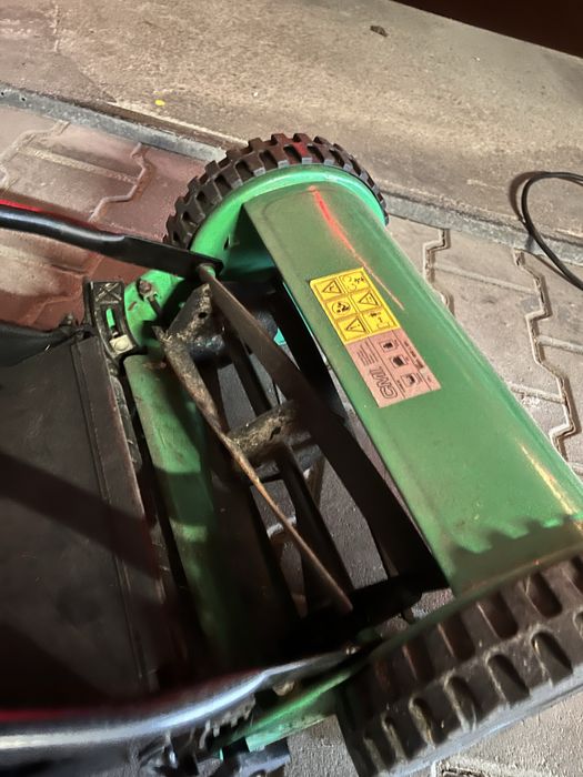 Kosiarka reczna bezprzewodowa