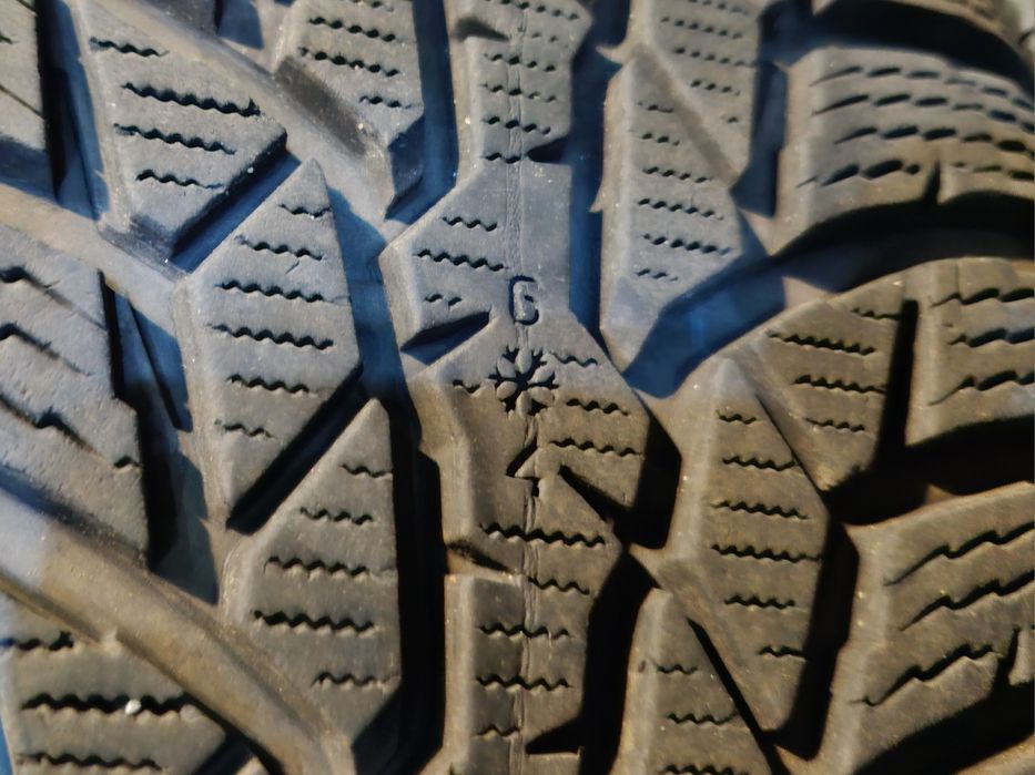 Felgi Jaguar opony Nokian WR D4 225/55 R16