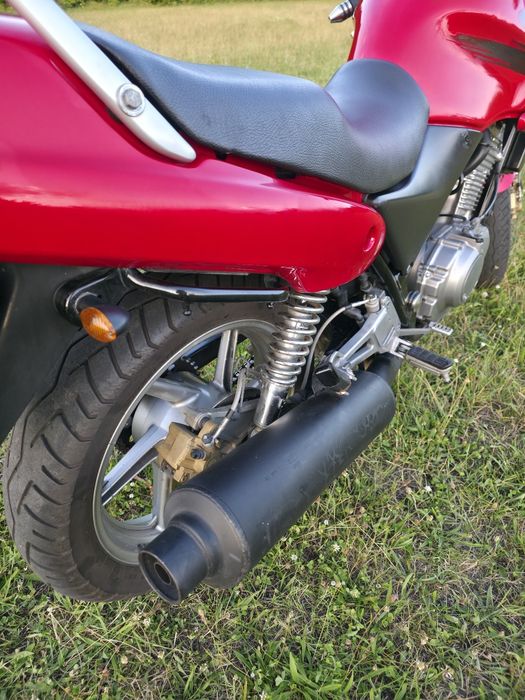 Мотоцикол HONDA cb 500 s