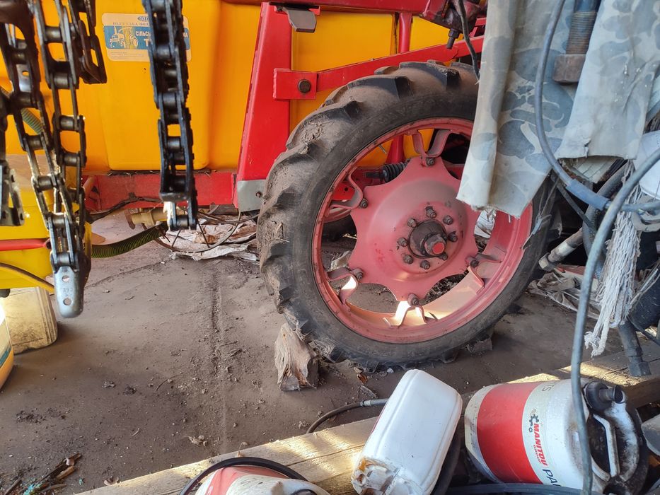 Продам оприскувач львівський прицепниц