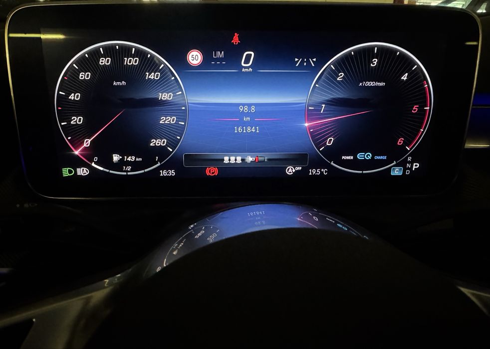 Mercedes-Benz C220