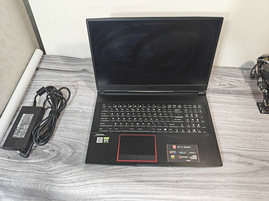 Ноутбук MSI GE75 FHD 144Hz 10750H 24GB 1TB SSD RTX2070 8Gb свіжа АКБ